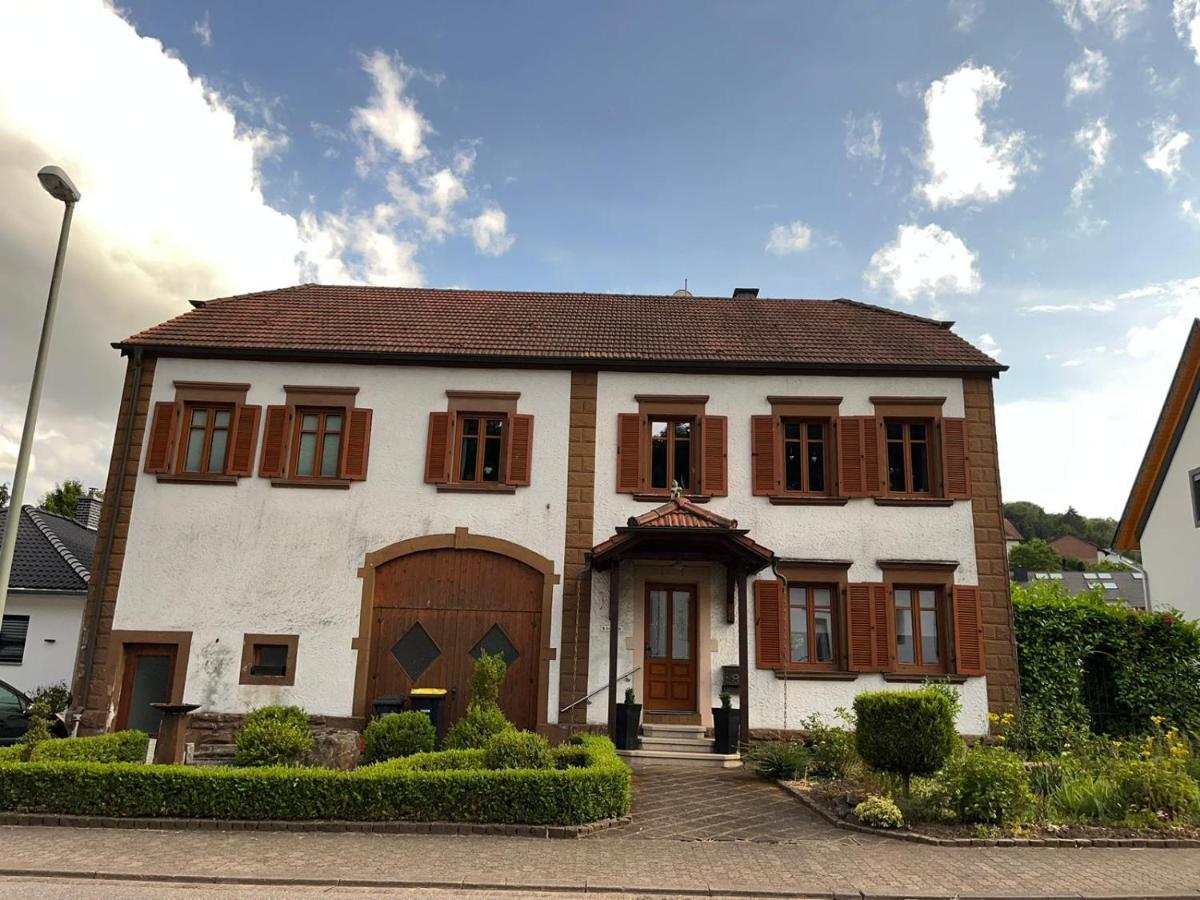 Ferienwohnung Goettert - Haus Erika Beckingen Ngoại thất bức ảnh